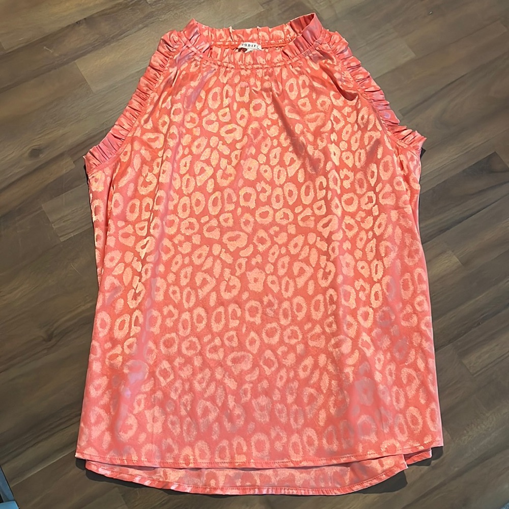 Sleeveless Blouse
